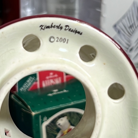 Kimberly Designs 2001 Ceramic 2Pc Votive Tea Light Candle Holder Angel Winter - Picture 8 of 9